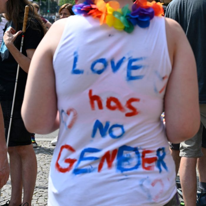 Was bedeutet „queersensibel“?